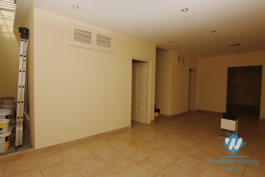 Five-bedroom villa for rent in Vinhome Riverside near BIS international school